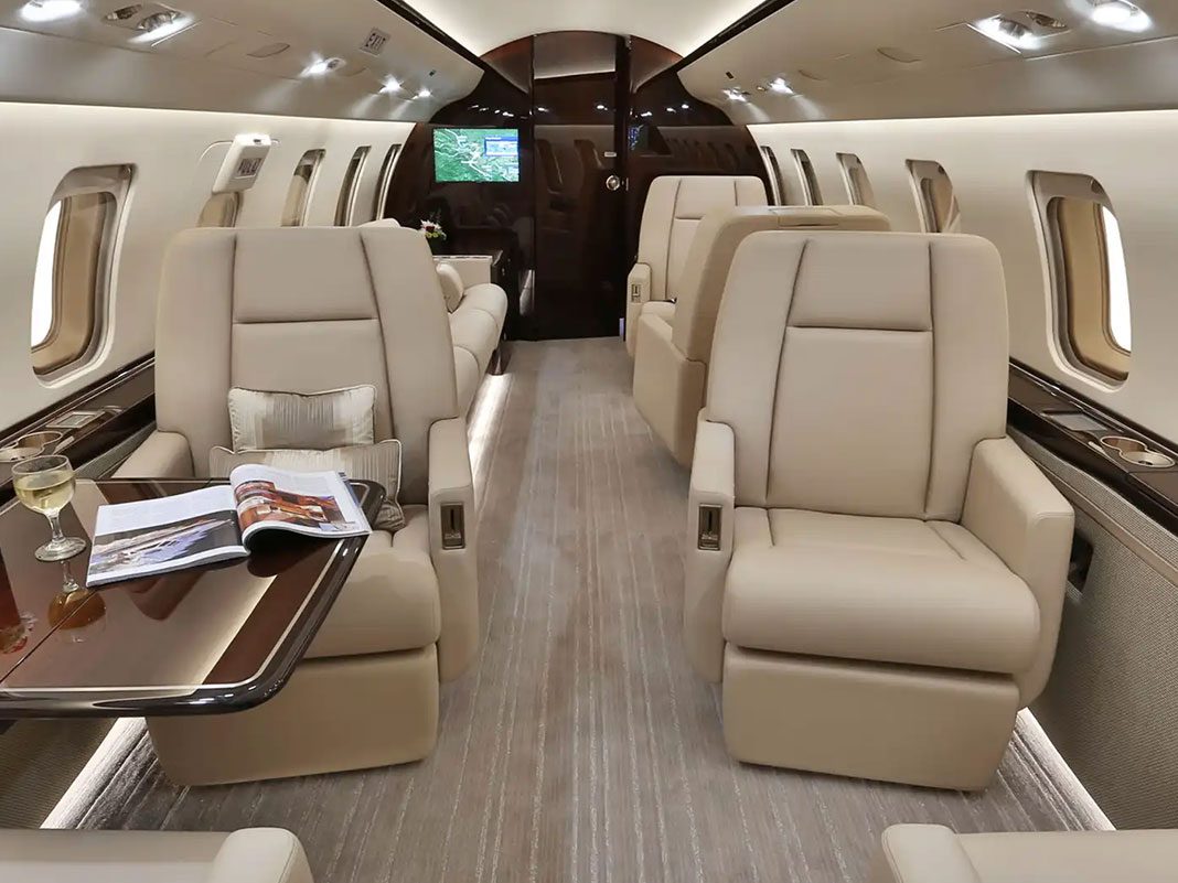 challenger-605-interior-1