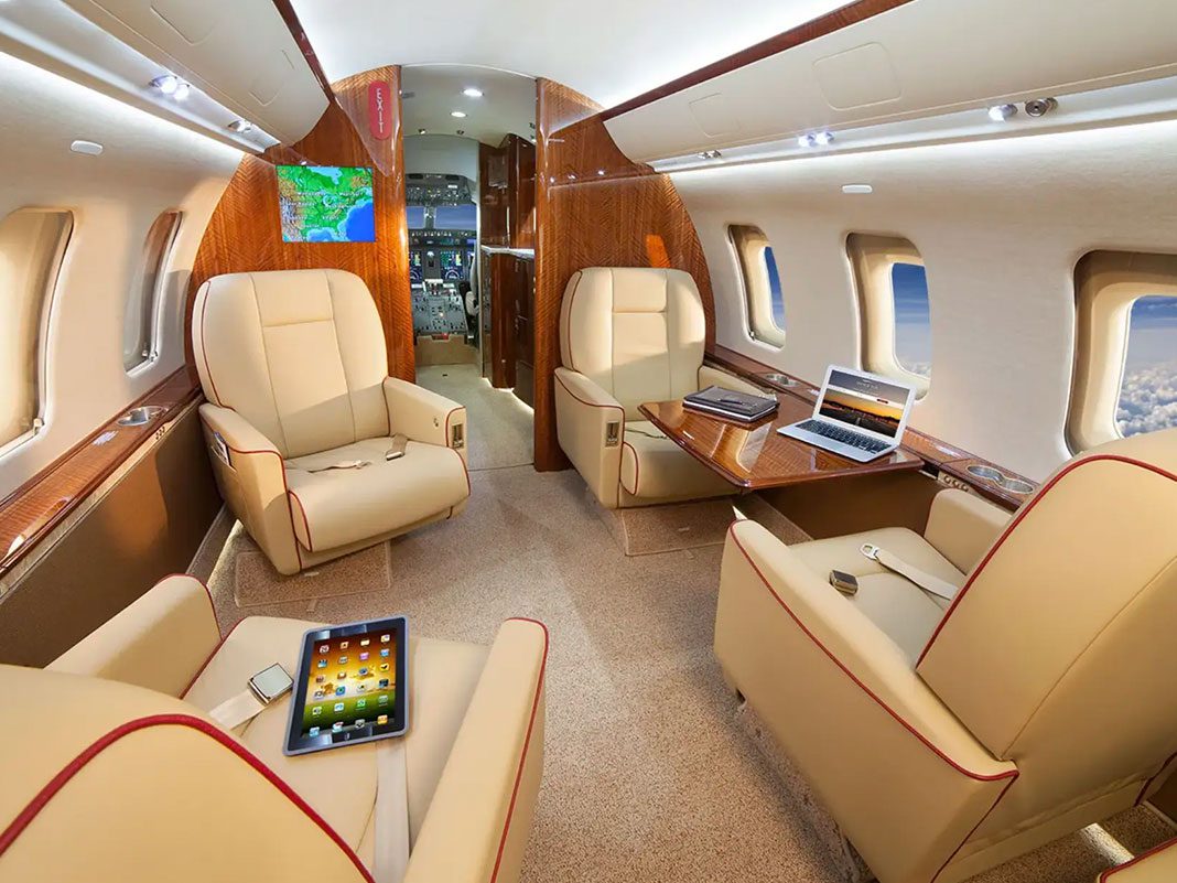 challenger-605-interior-2