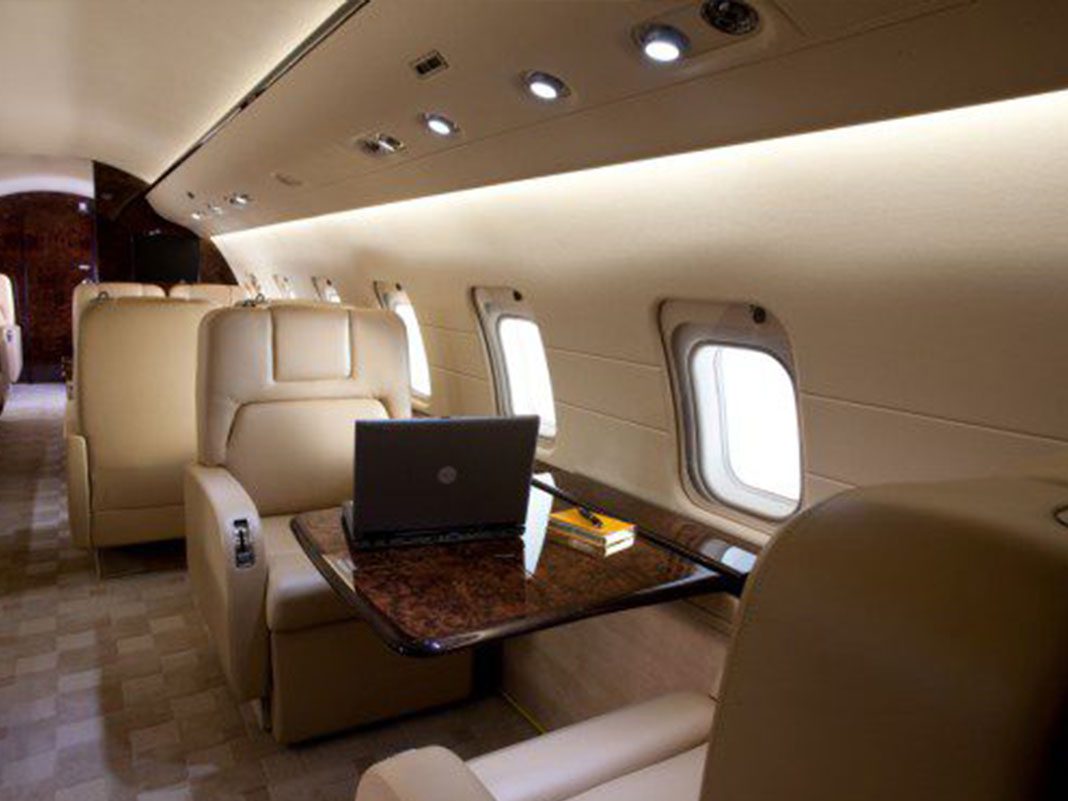 challenger-850-interior-2